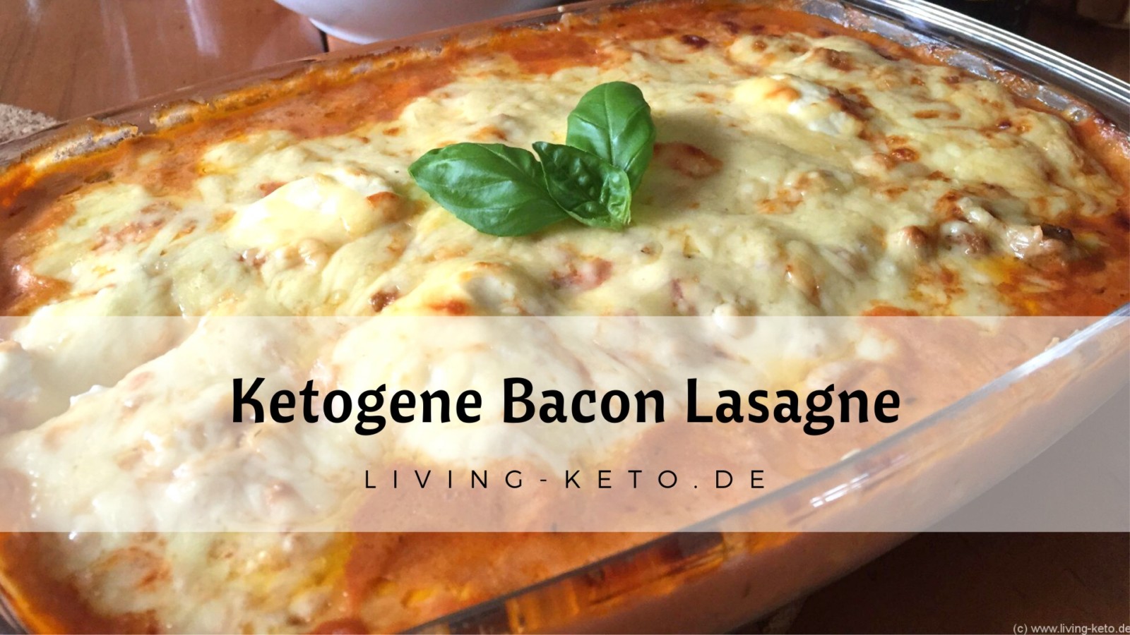 Du betrachtest gerade Ketogene Bacon Lasagne – das perfekte Low-Carb-Soulfood!