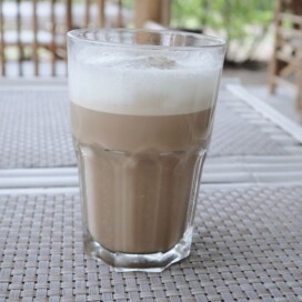 Mehr über den Artikel erfahren Bulletproof Latte Macchiato