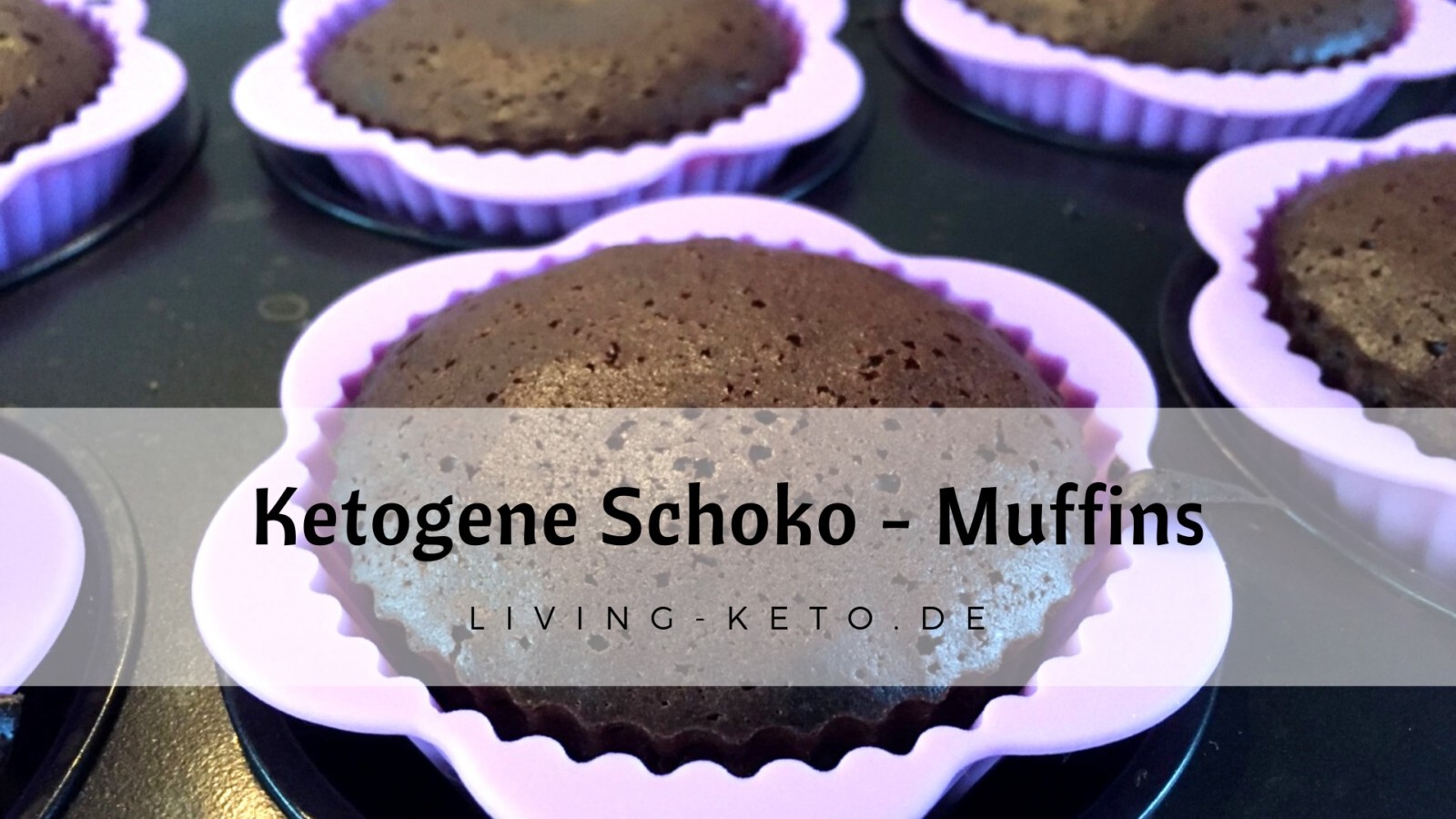 Du betrachtest gerade Ketogene Schokomuffins – saftig, einfach & lecker