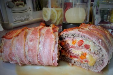 Mehr über den Artikel erfahren Bacon Burger Rolle – Bacon Bomb