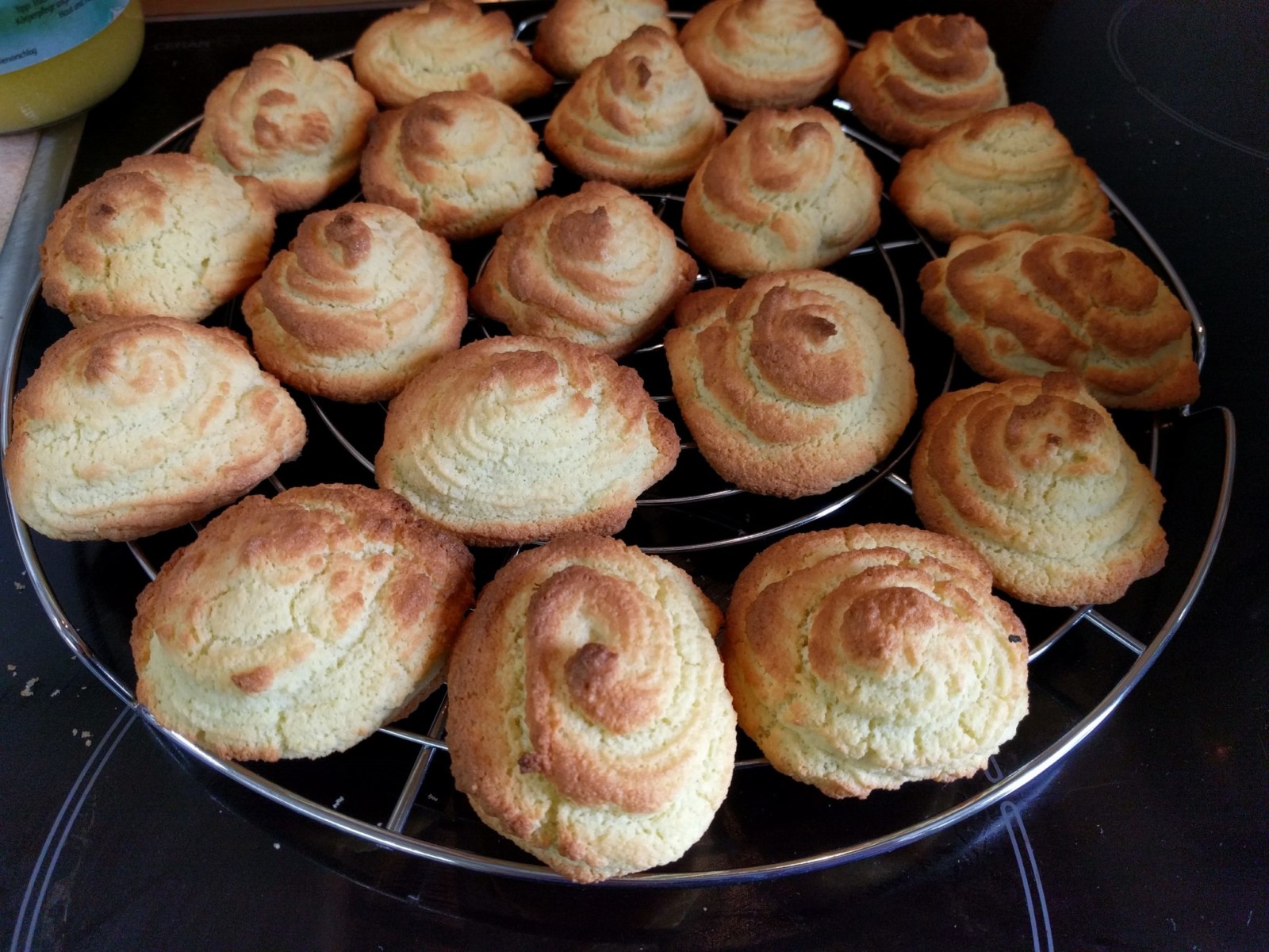 Windbeutel gebacken